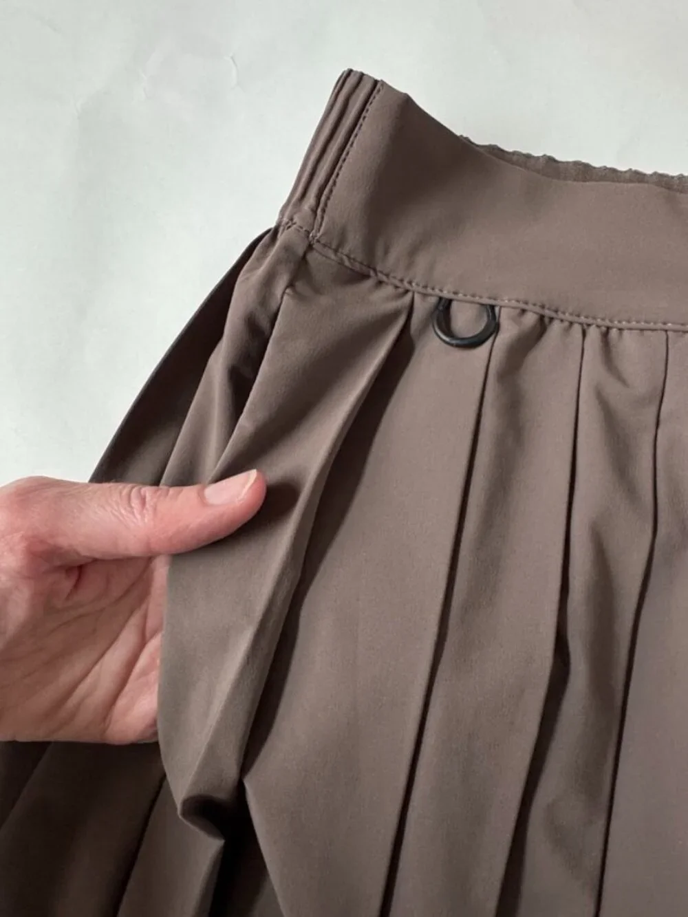 Nike 24.7 Womens S Pleated Skirt Brown HQ8153 Perfect Stretch Pleated Dri Fit - Picture 6 of 9